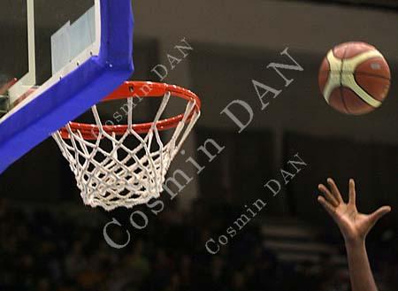 Elba Timisoara - BC Tg. Mures 72-71