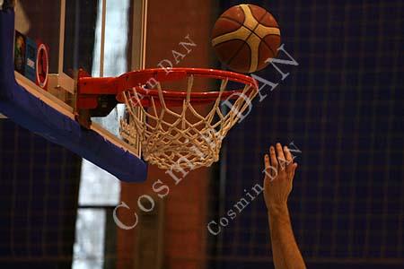 BCM Timisoara - Rapid Bucuresti 91-90