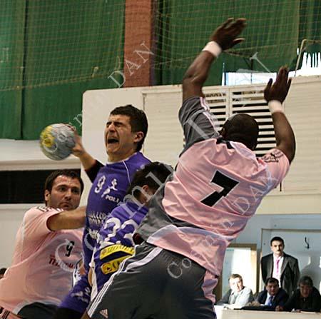 Poli Izometal Timisoara - Benfica Timisoara 21-22