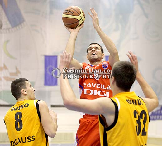 Timba Timisoara - CS Municipal Oradea-10-Ivan Stefanovic
